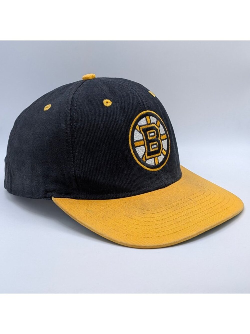 Vintage Boston Bruins Hat Cap Snapback NHL Hockey Reebok Retro Yellow Black